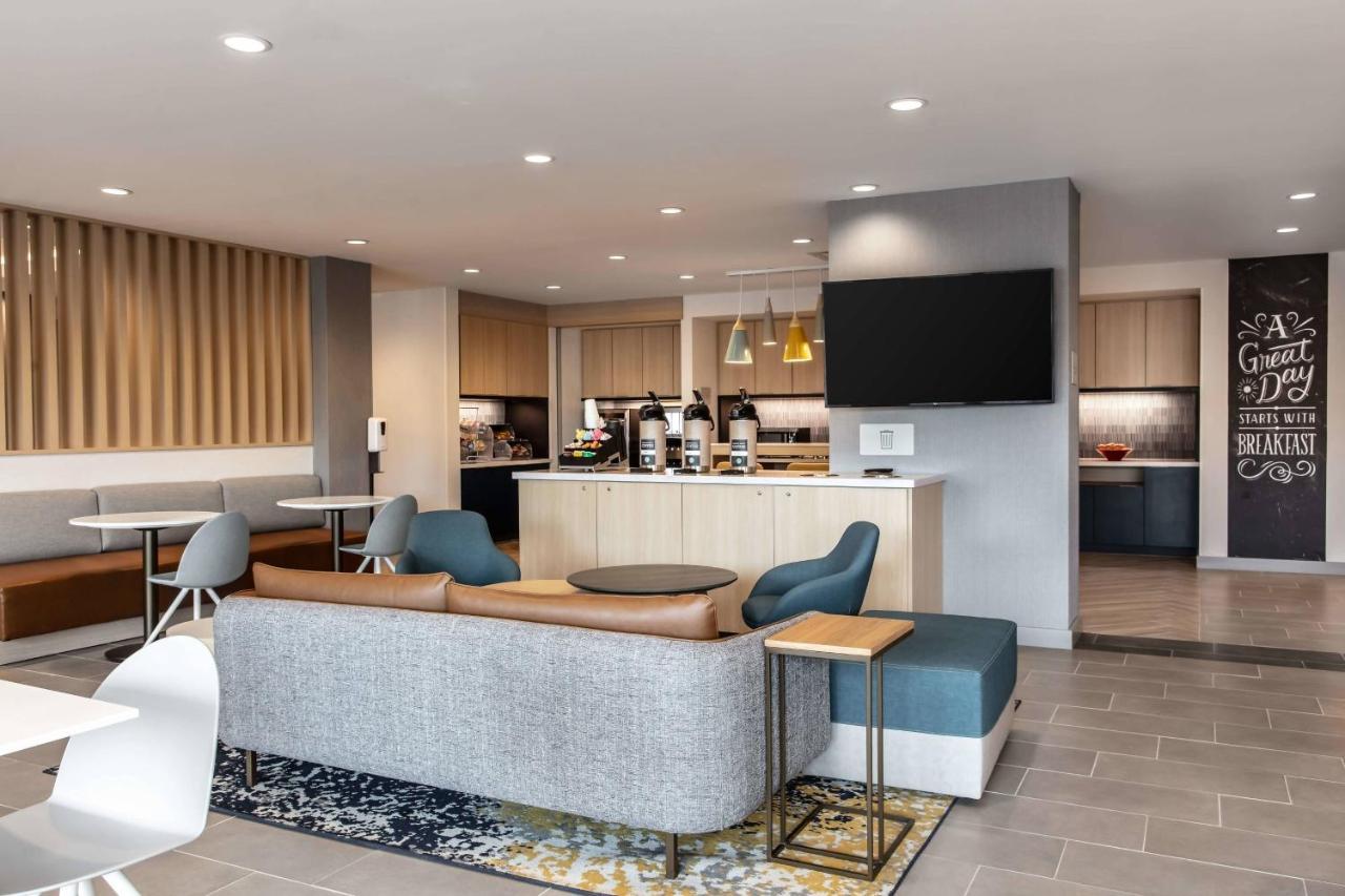 Towneplace Suites By Marriott Milwaukee West Bend Luaran gambar