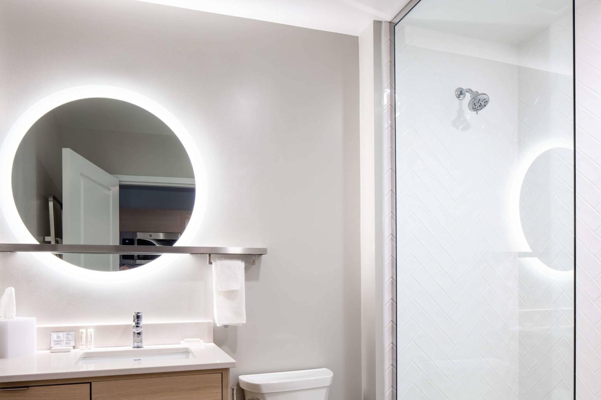 Towneplace Suites By Marriott Milwaukee West Bend Luaran gambar
