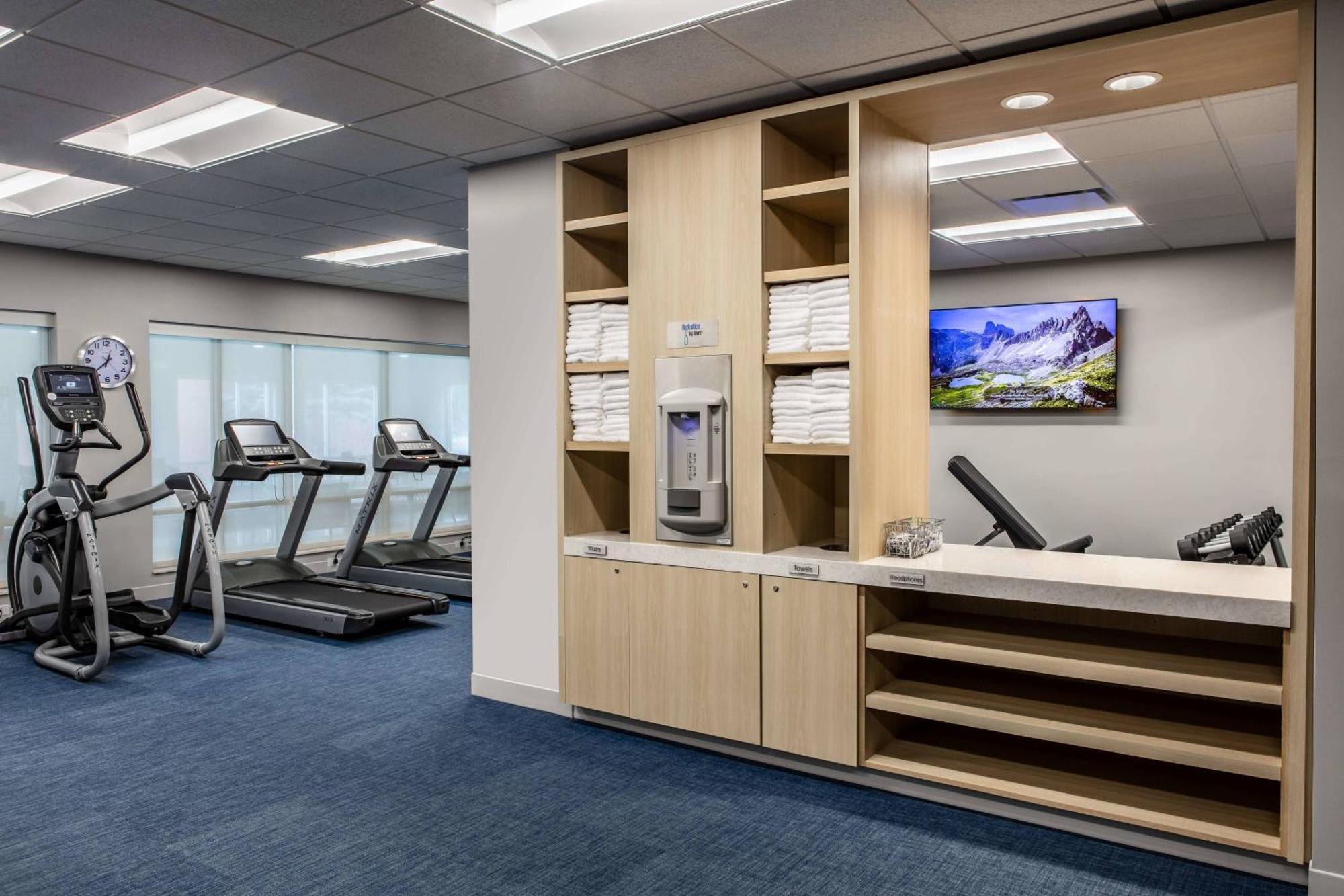 Towneplace Suites By Marriott Milwaukee West Bend Luaran gambar